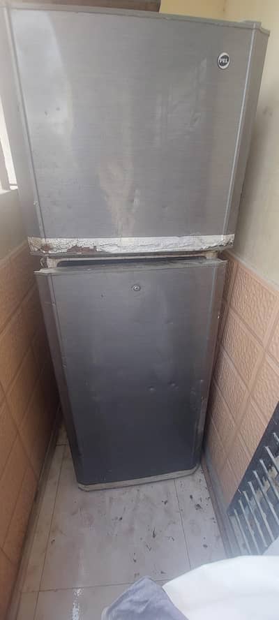 Refrigerator for sale