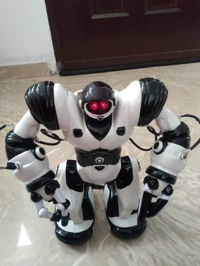 robosapein x robot remote control in working condition