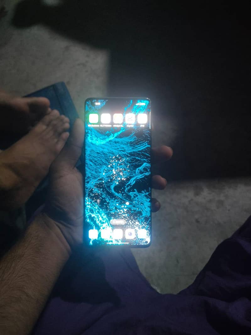One Plus 8 Pro 6
