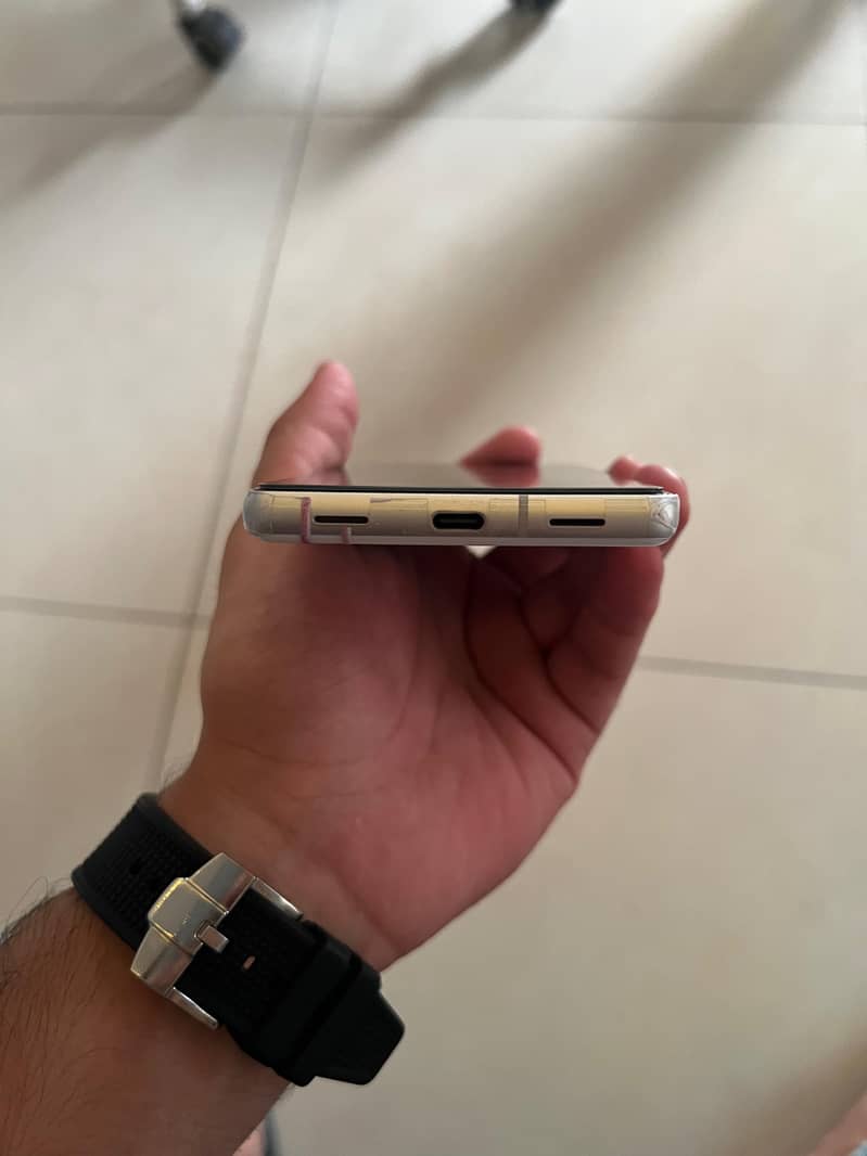 Google Pixel 7a 5