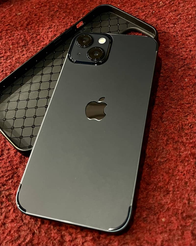 Apple iPhone 13 3