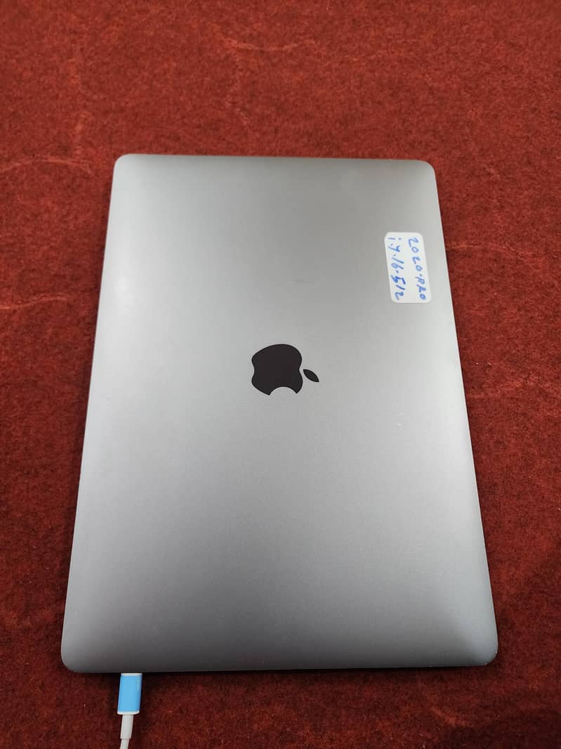 Macbook pro 2020 Model i7 Processor 2