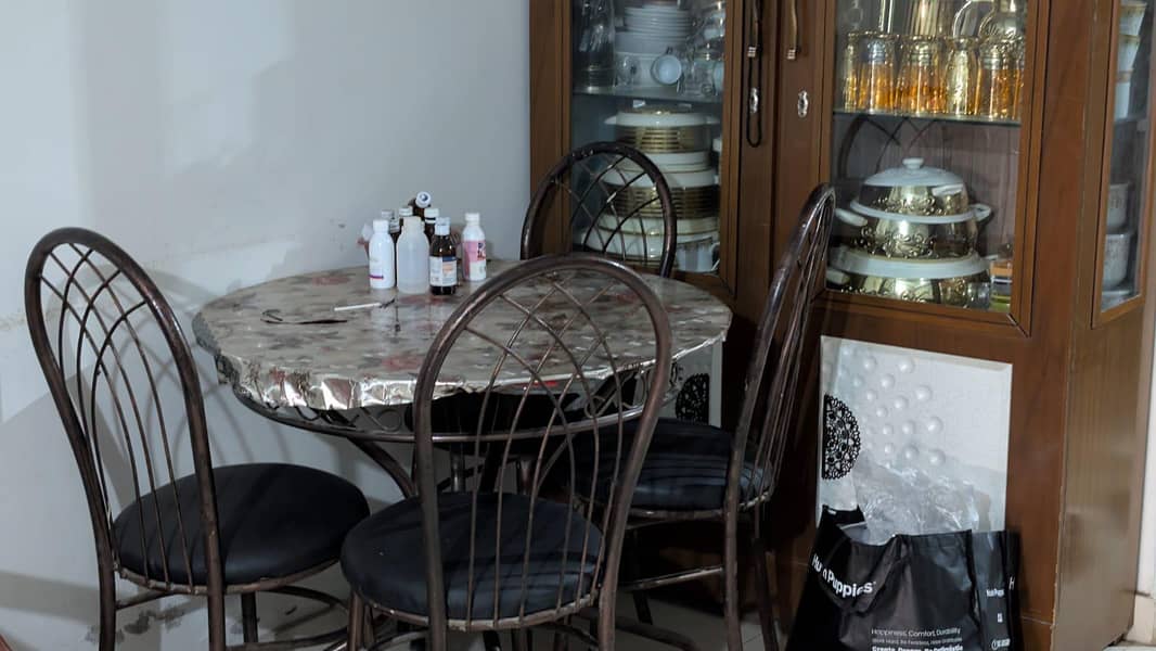 dinning table 1