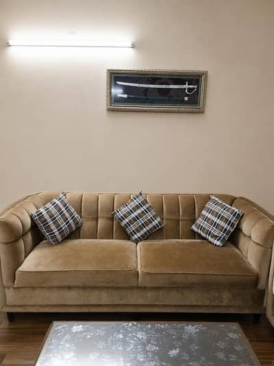 5 seater (3+1+1) good as new condition
