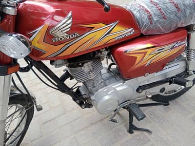 Honda 125 Hyderabad number 21 model