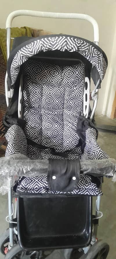 Baby Pram for Slae Excellent condition