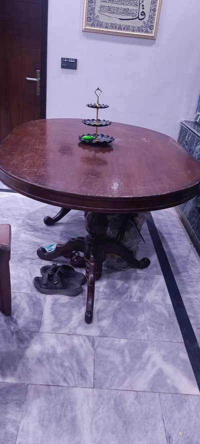 Dining table for sale