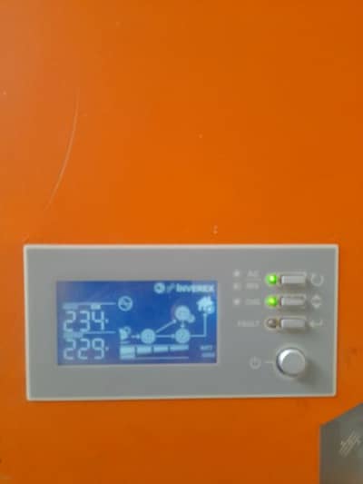 inverex 2.2 KW inverter 10/10 condition