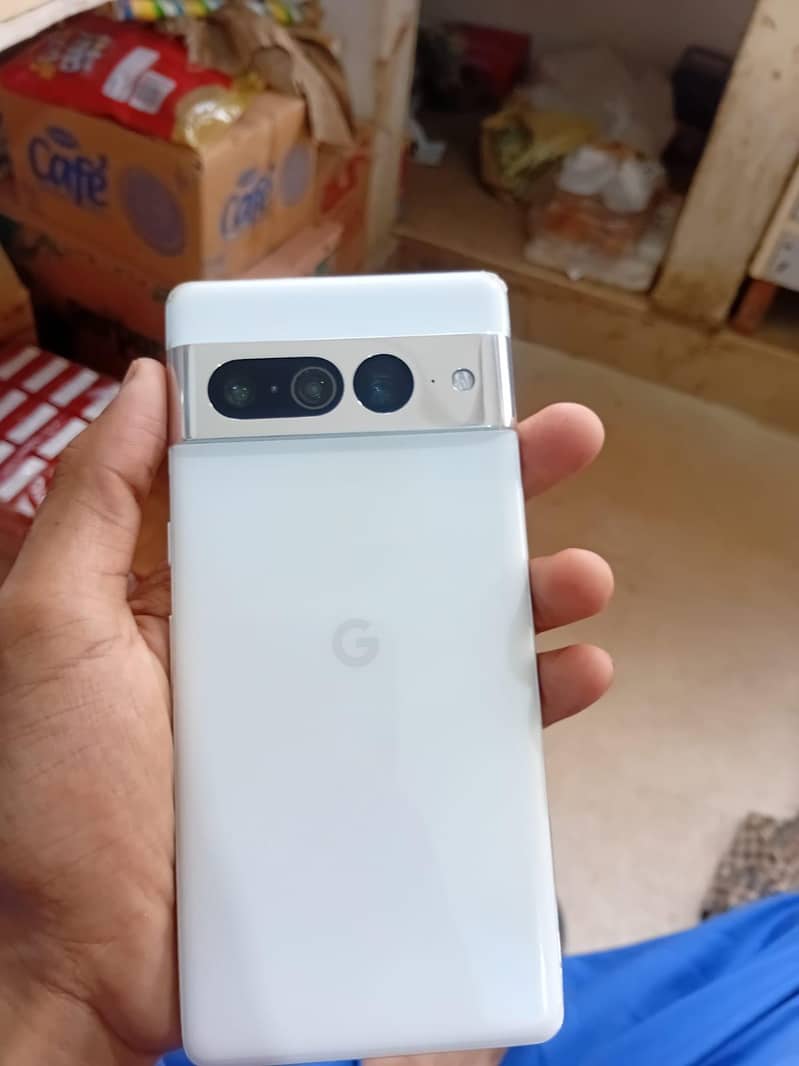 Google Pixel 7 Pro 4