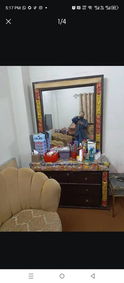 bed & dresing
