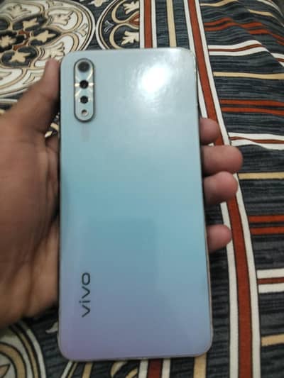 Vivo S1
