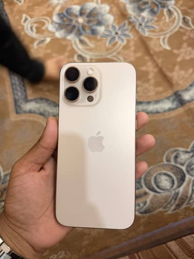 Apple iPhone 16 Pro Max