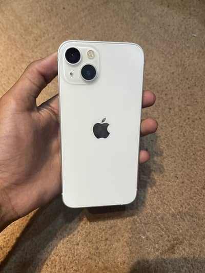 Apple iPhone 13