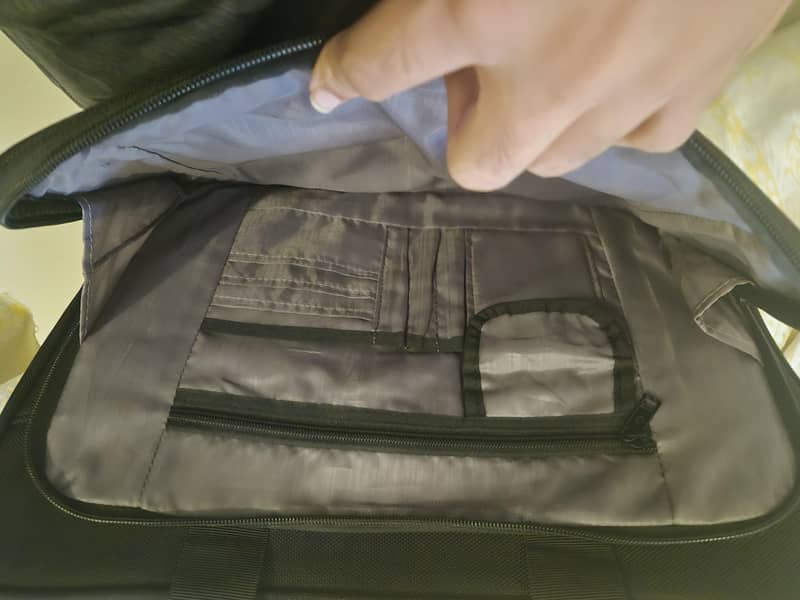Samsonite bag 3