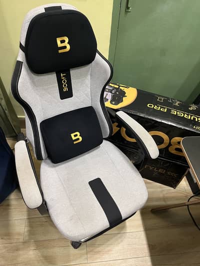 Boost Surge Pro Ergonomic Chair with Footrest