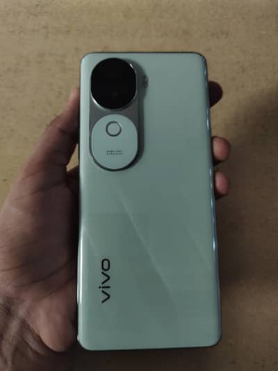 Vivo V40e