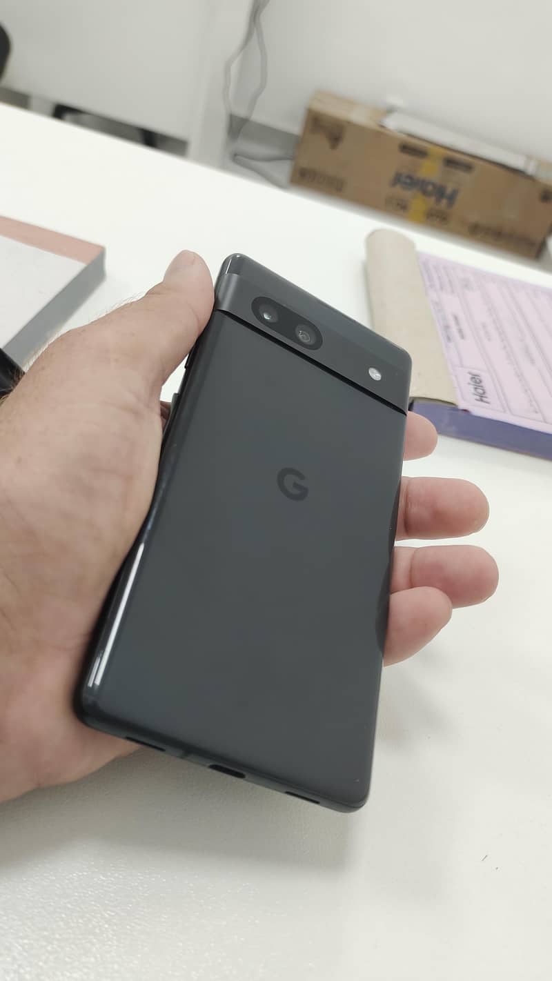 Google Pixel 7A 0
