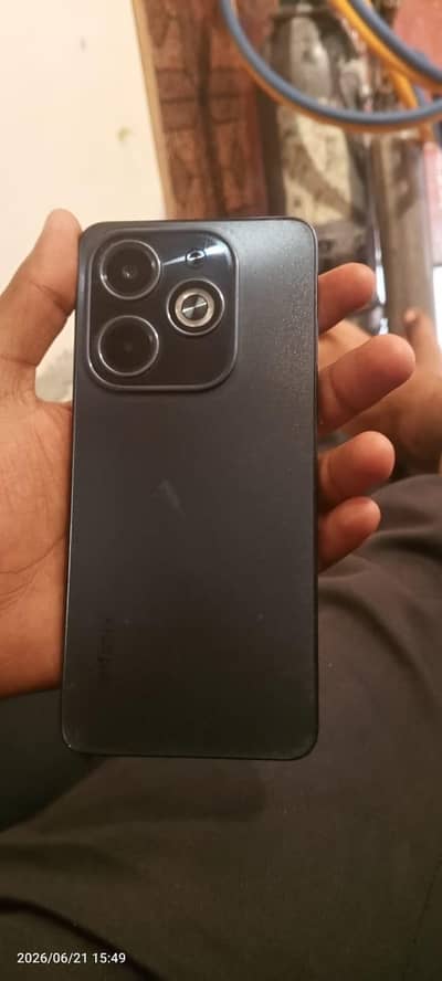 Infinix Hot 40