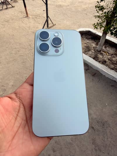 Apple iPhone 15 Pro 128GB BH98% complete BOX HK model 10/10 NON PTA
