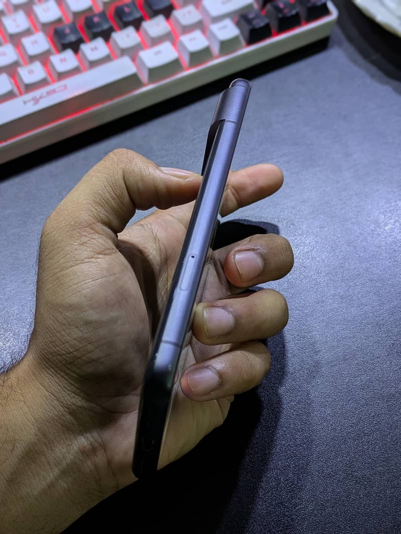 Google Pixel 8 2