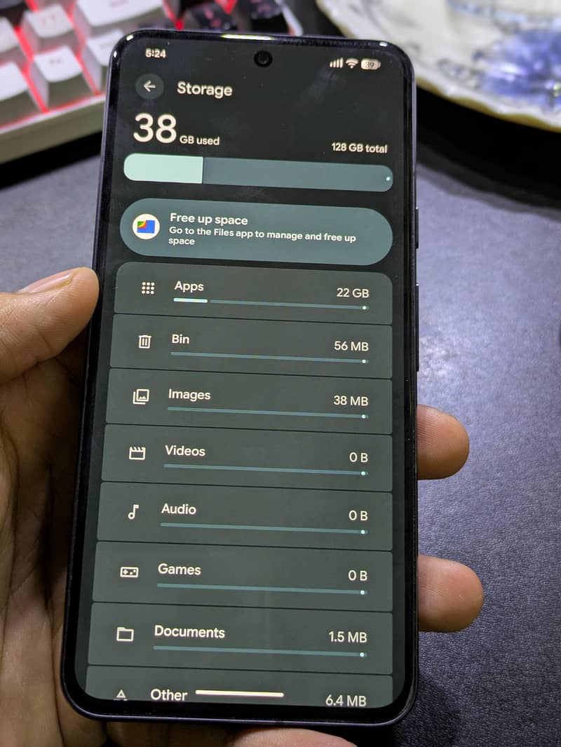 Google Pixel 8 5