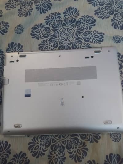 New laptop for sale new machine 10/10 condition