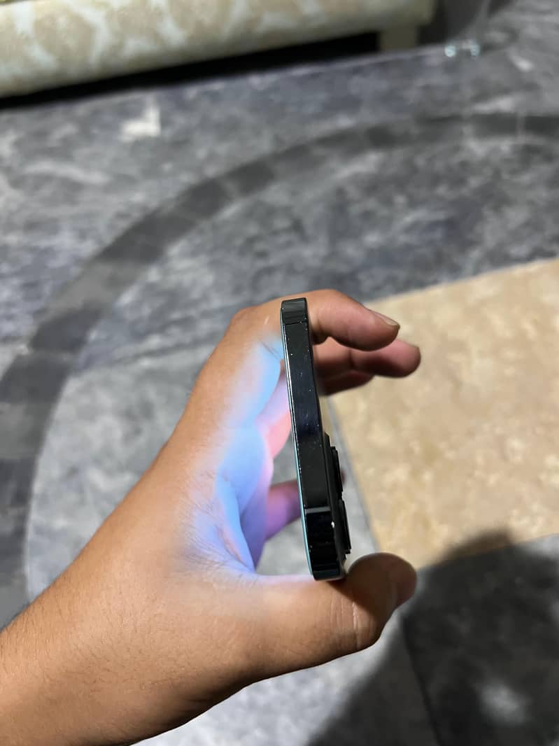 IPhone 12 Pro Max 3