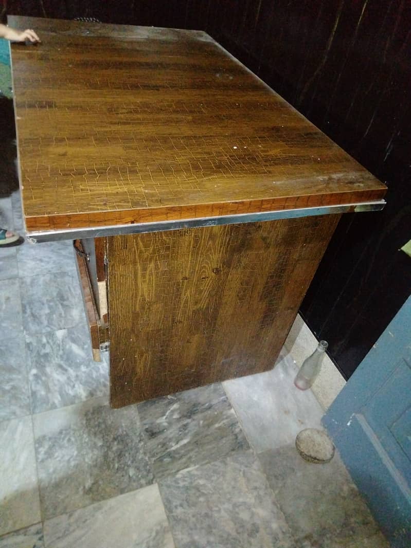 computer table 0