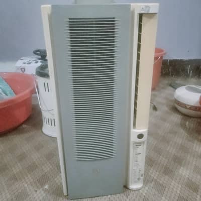 window Ship AC 110