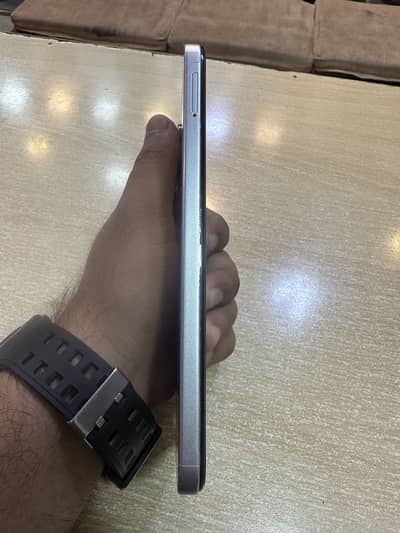 Infinix hot 60i 6gb 128gb