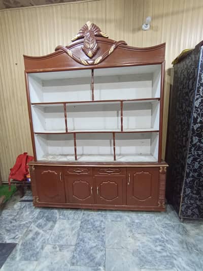 Dressing Table and Crockery Almirah