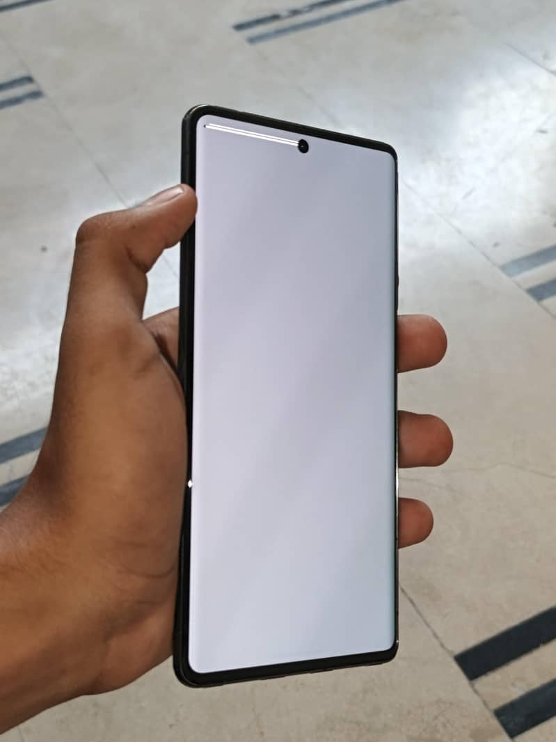 Google Pixel 7 Pro 8