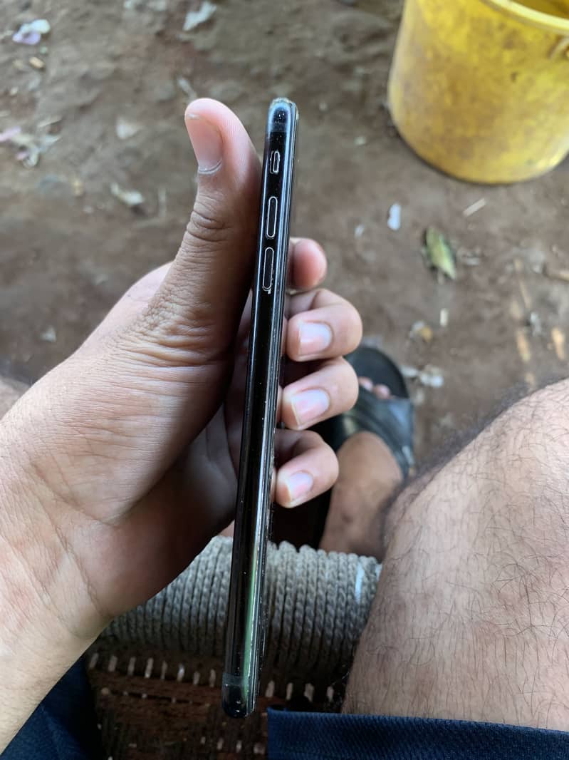Apple iPhone 7 Plus 2