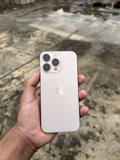 iPhone 16 Pro Max jv