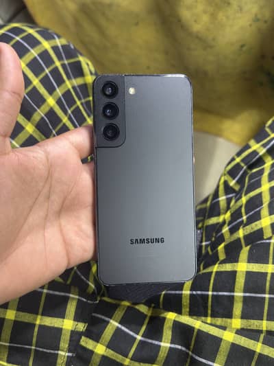 Samsung Mobile S22