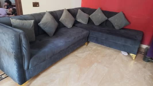 L shaped 6 sitter sofa
