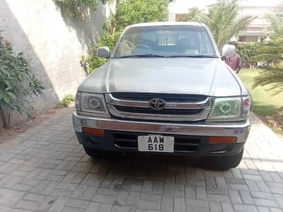 Toyota Hilux 2002