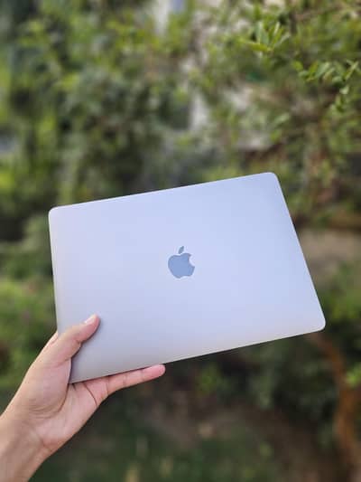 MacBook air 2020