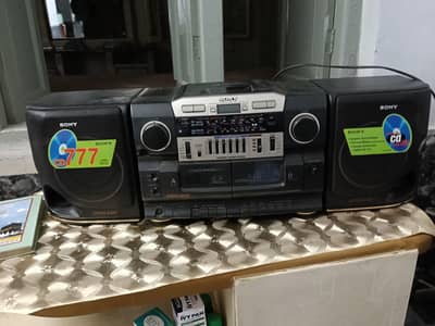 Sony CD player radio cassette corder model cfd CD 777s 1998