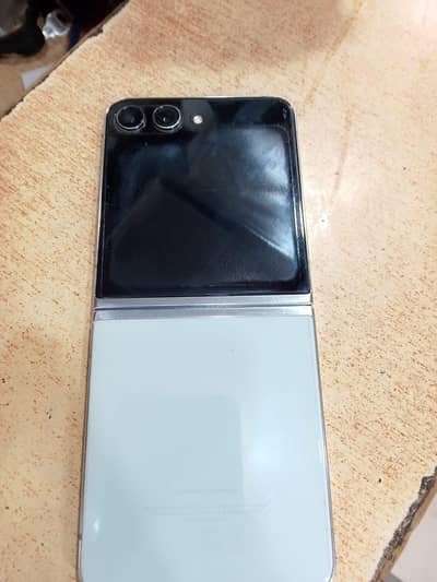 Samsung Mobile Z Flip 5