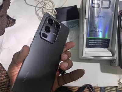 note 50 with box charger