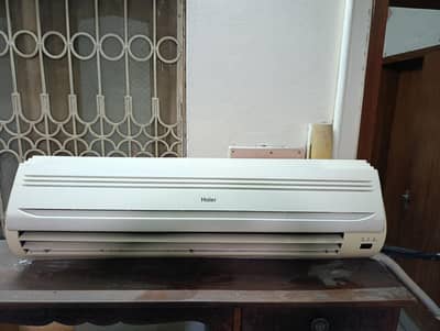 Haier 1.5 Ton Non-Inverter Model :HSU-18K03