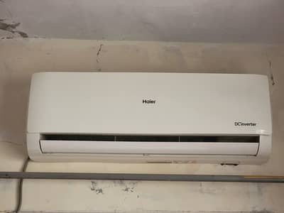 Haier 1.5 Ton DC Inverter Heat & Cool AC (HSU-18HRP Series)