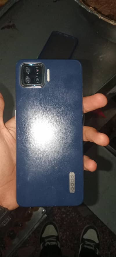 OPPO F17 Pro