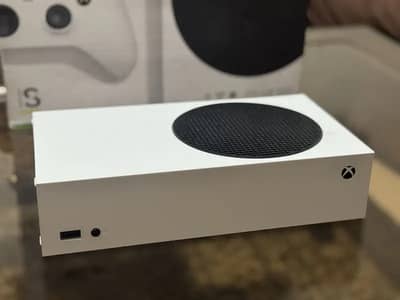 XBOX Series S 512GB White 10/10 Mint Condition