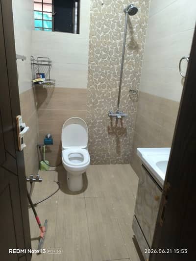 3 bedrooms & 3 bathrooms DD TV lounge kitchen