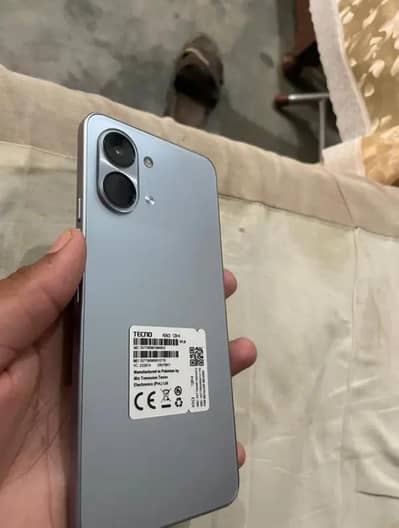 Tecno  spark go 3 4+2 128 complete box