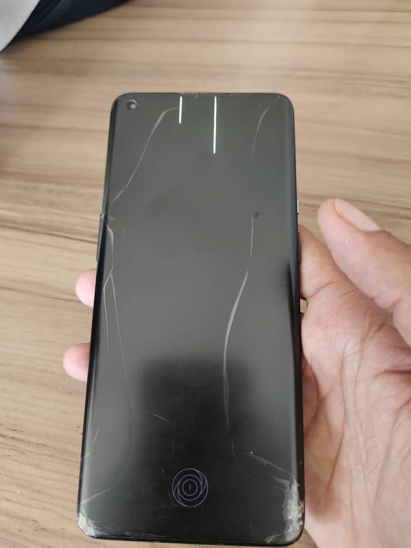 One Plus 9 Pro 4