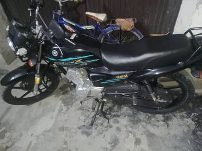 Yamaha YB 125Z