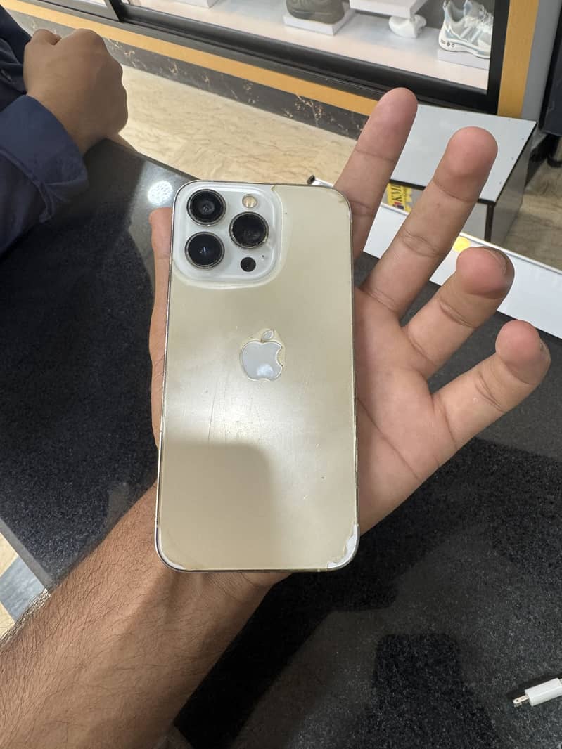 Iphone 13 pro 4